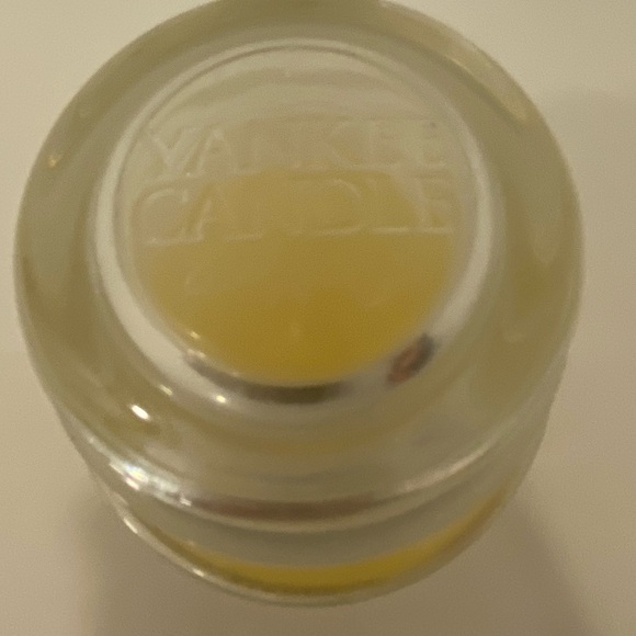 Vintage Yankee Candle Clean Cotton 14.5 OZ Never Used Lid NEW - Picture 3 of 6